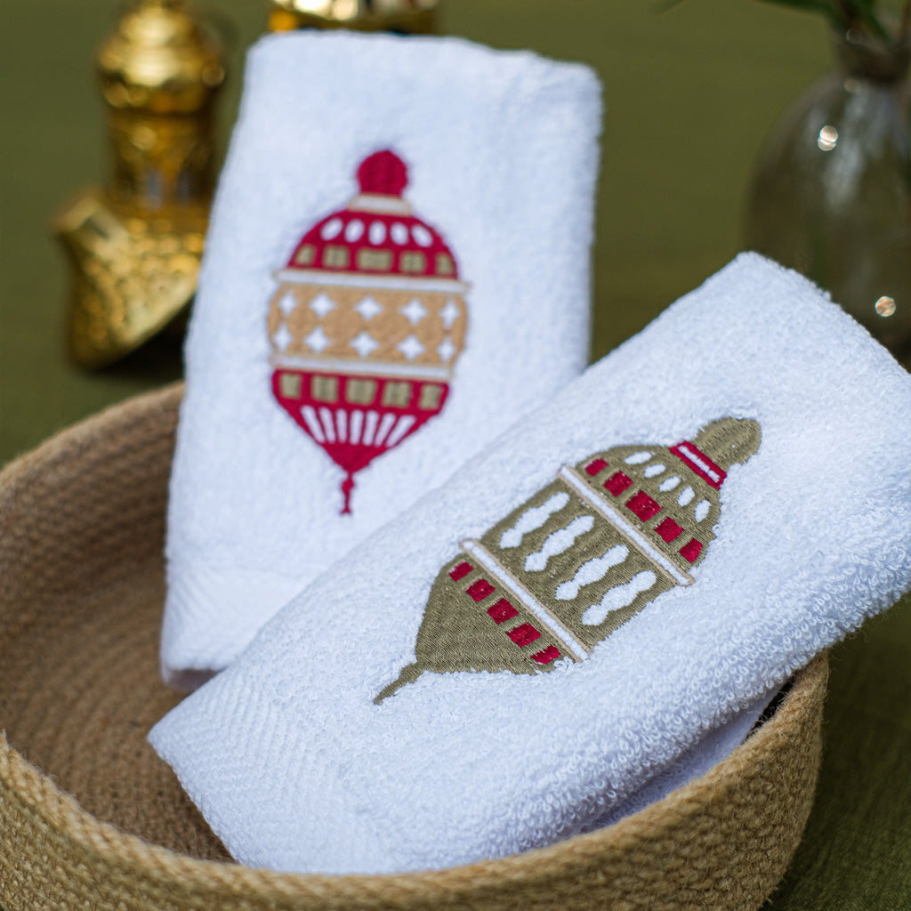 Earthy Lanterns Guest Towels Set