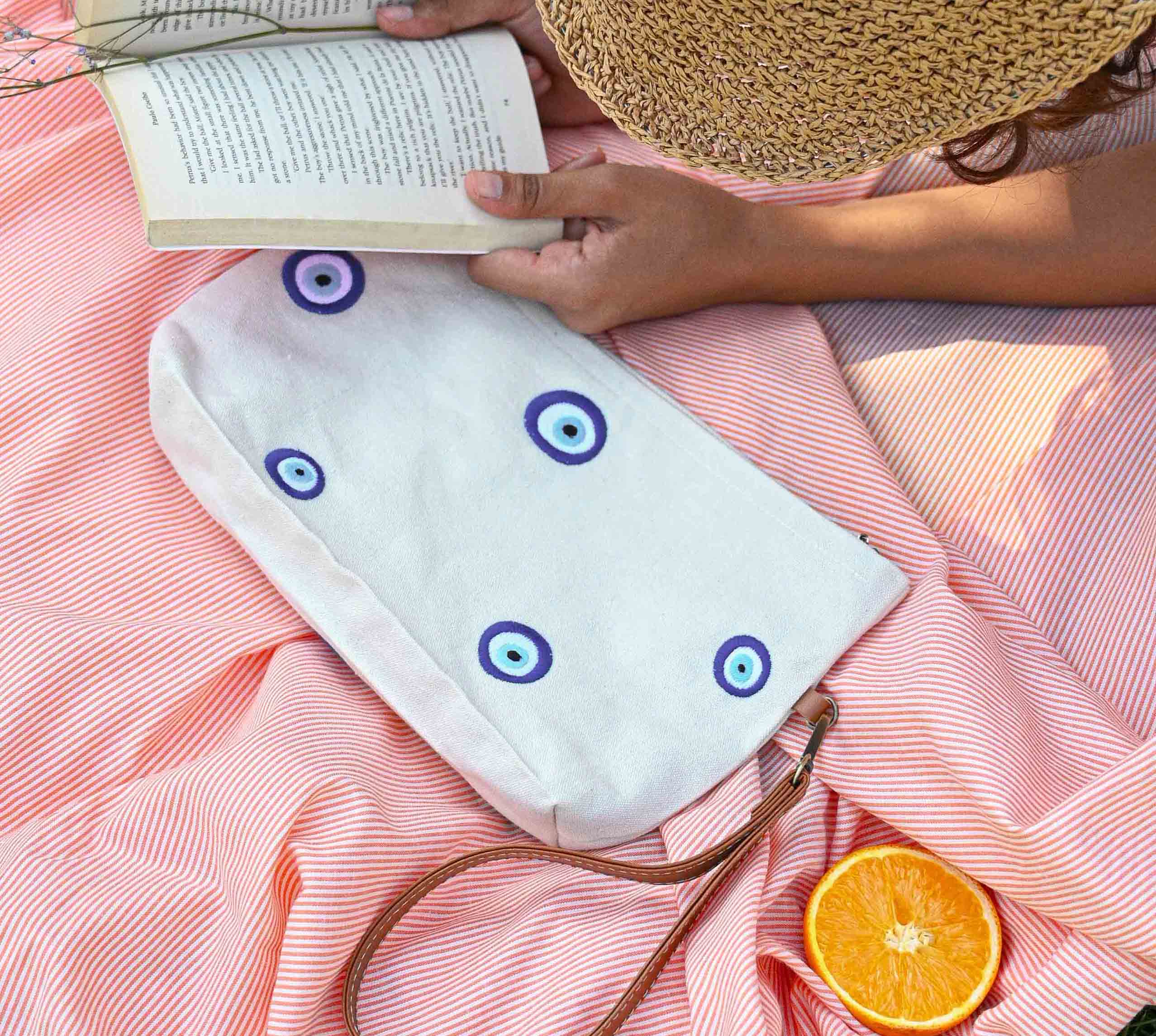 Nazar Pouch