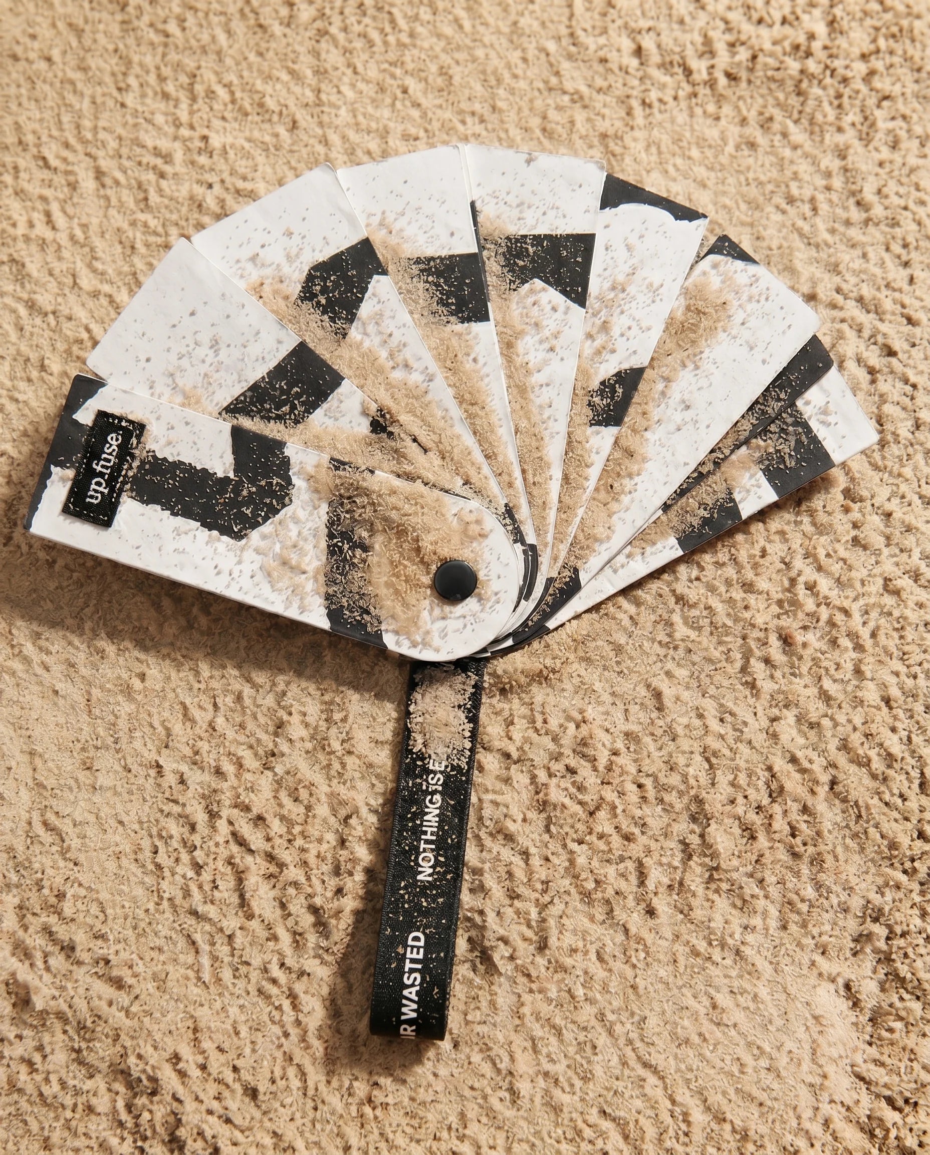 Swatch Fan - White Confetti