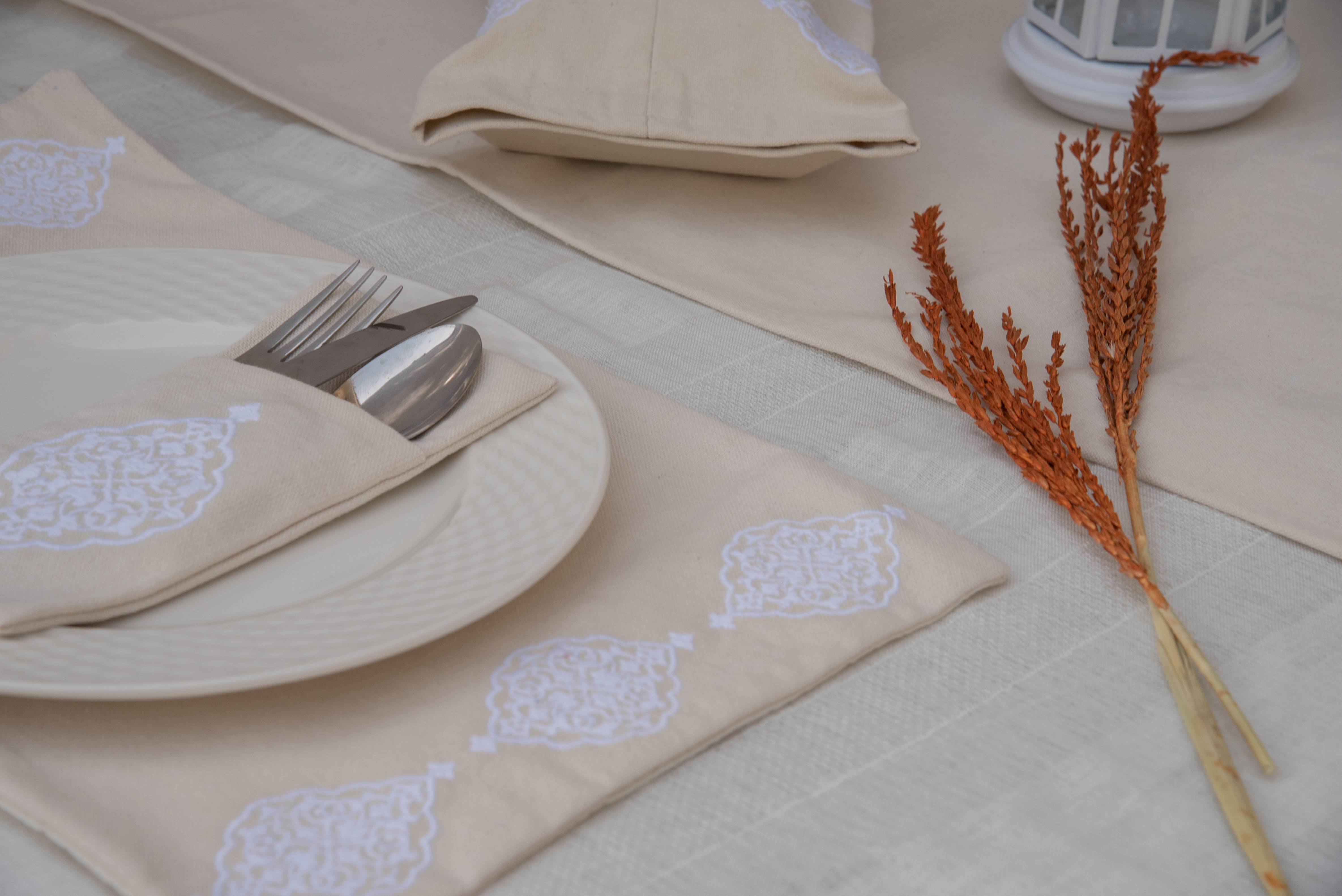 White Ramadan Arabesque Cutlery Holder Set