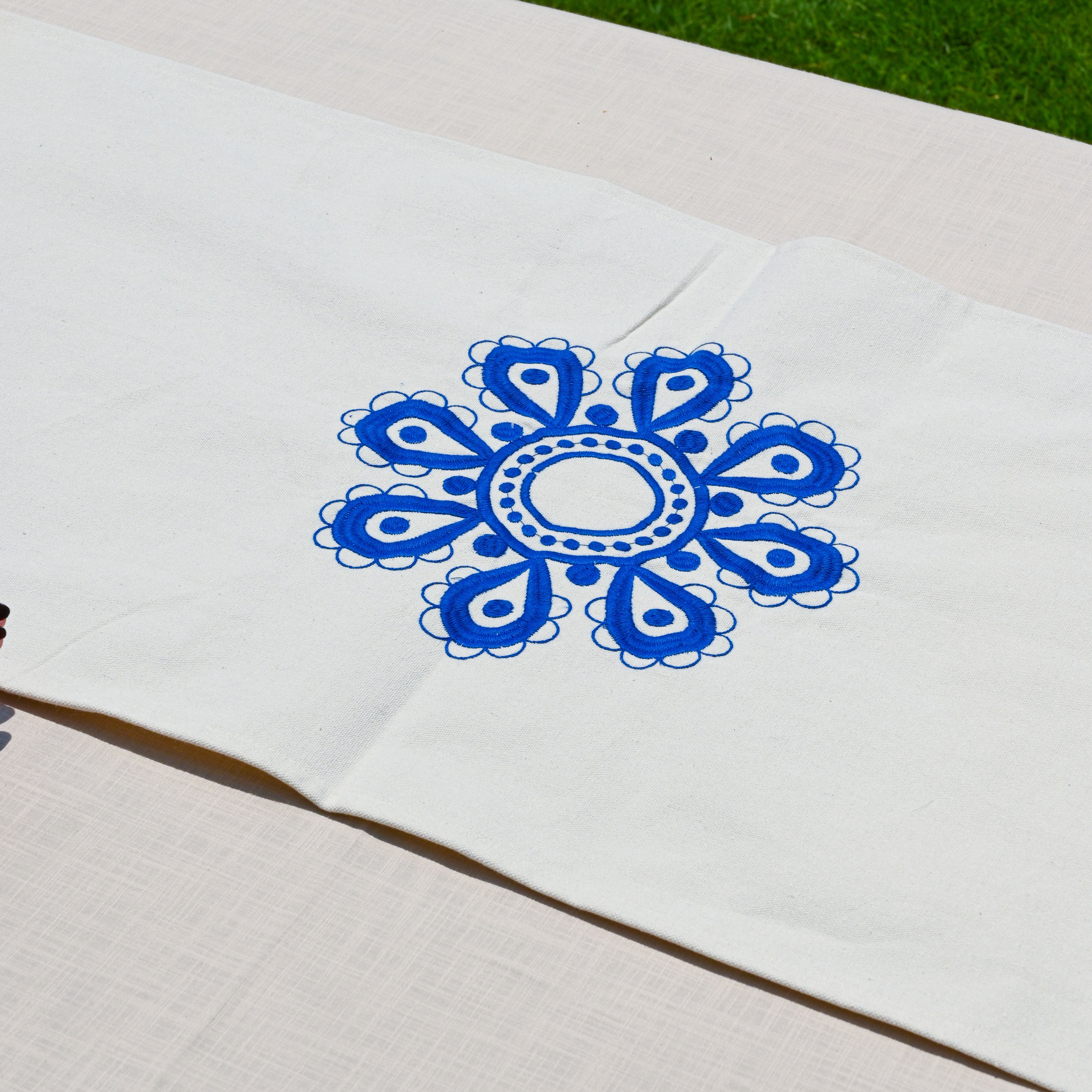 Scandi Garden Table Runner