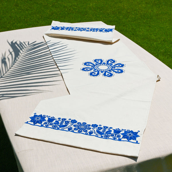 Scandi Garden Table Runner