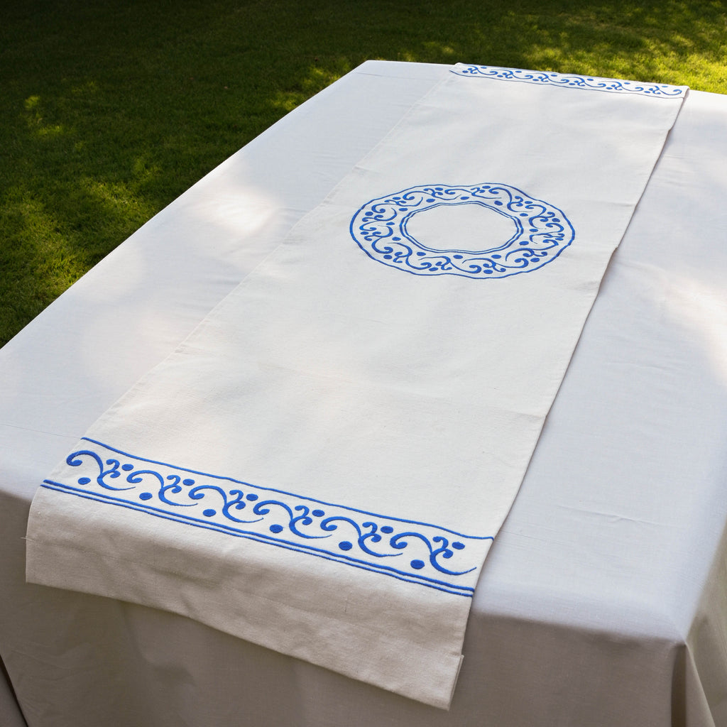 Royal Waves Table Runner