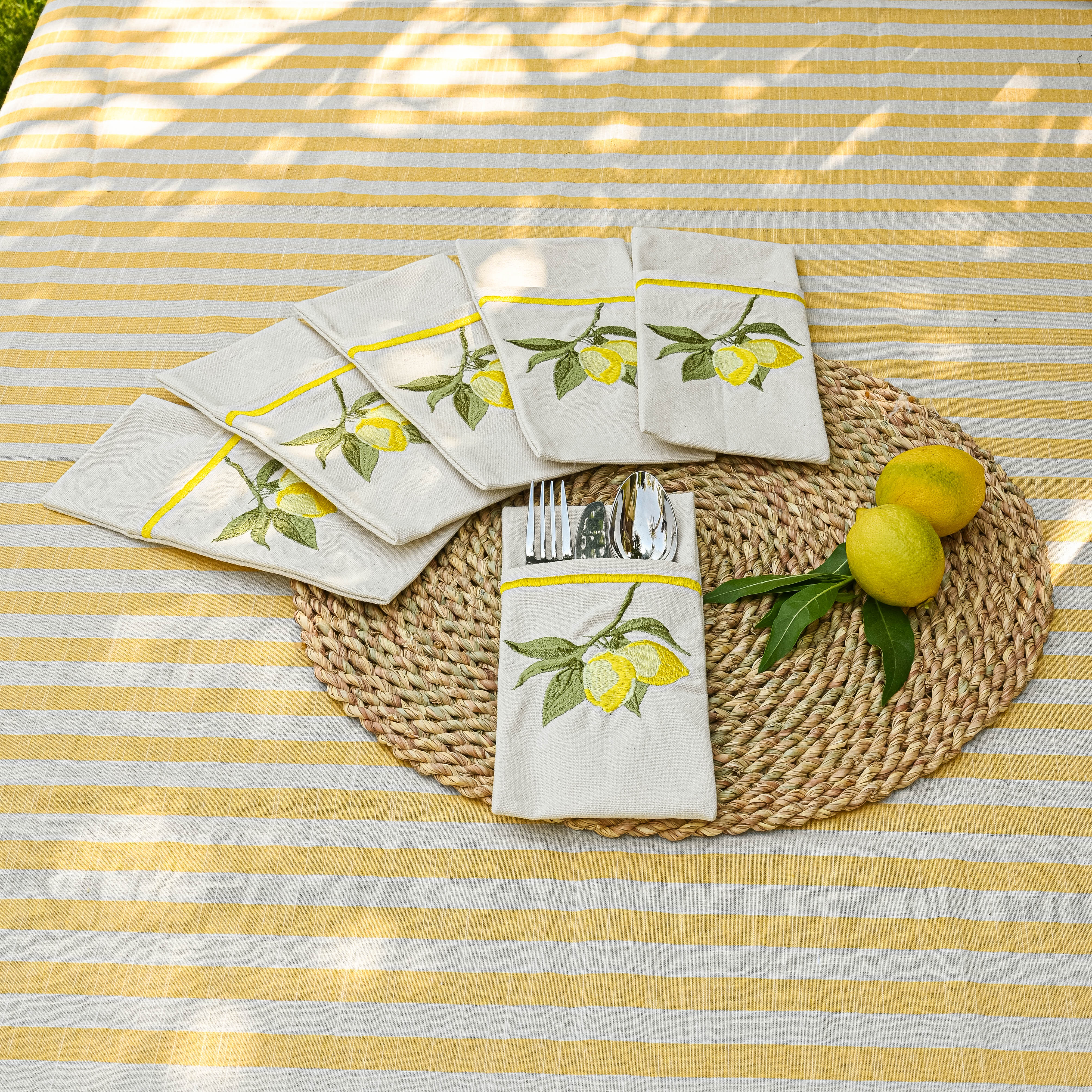 Lemon Tree Cutlery Holder Set