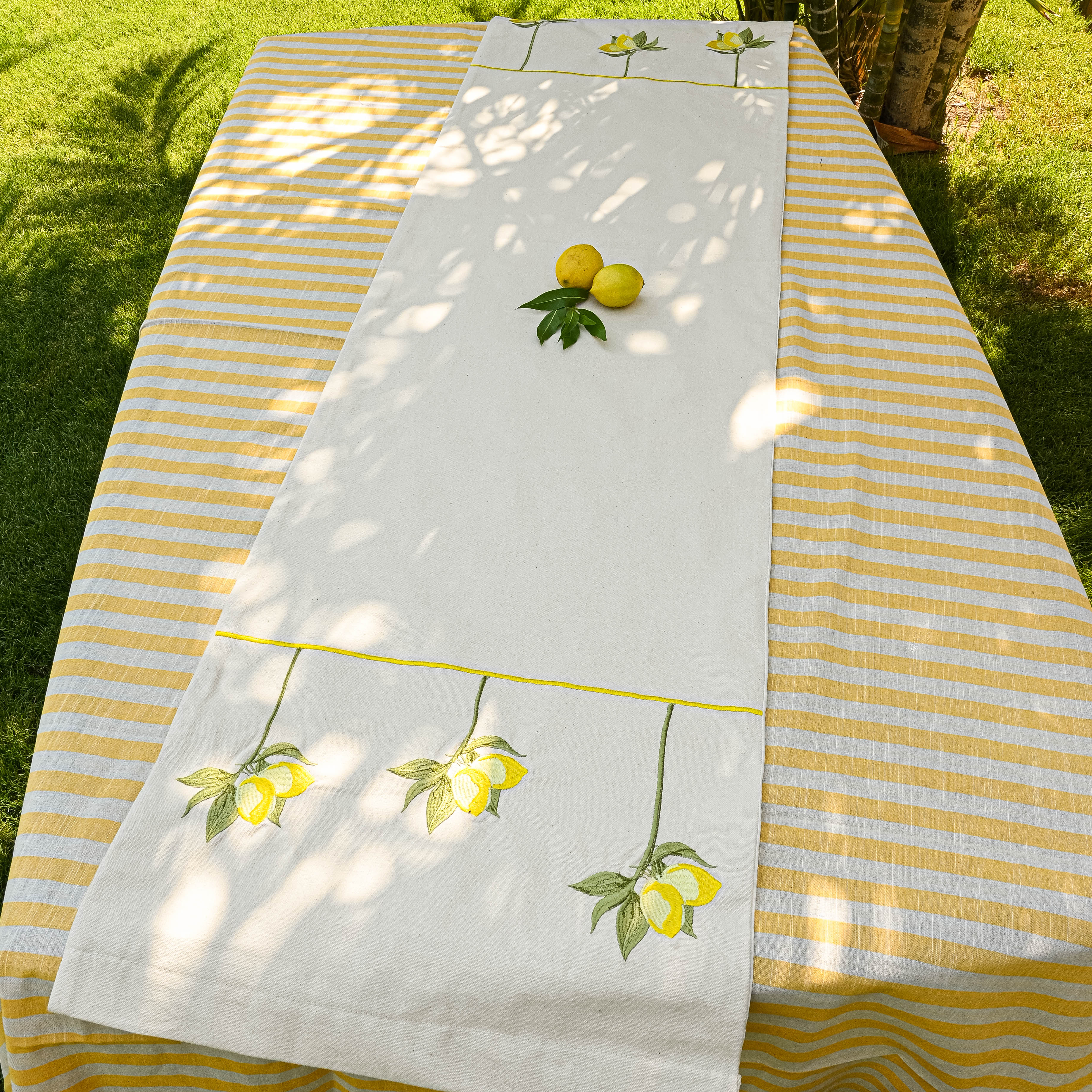 Lemon Tree Table Runner
