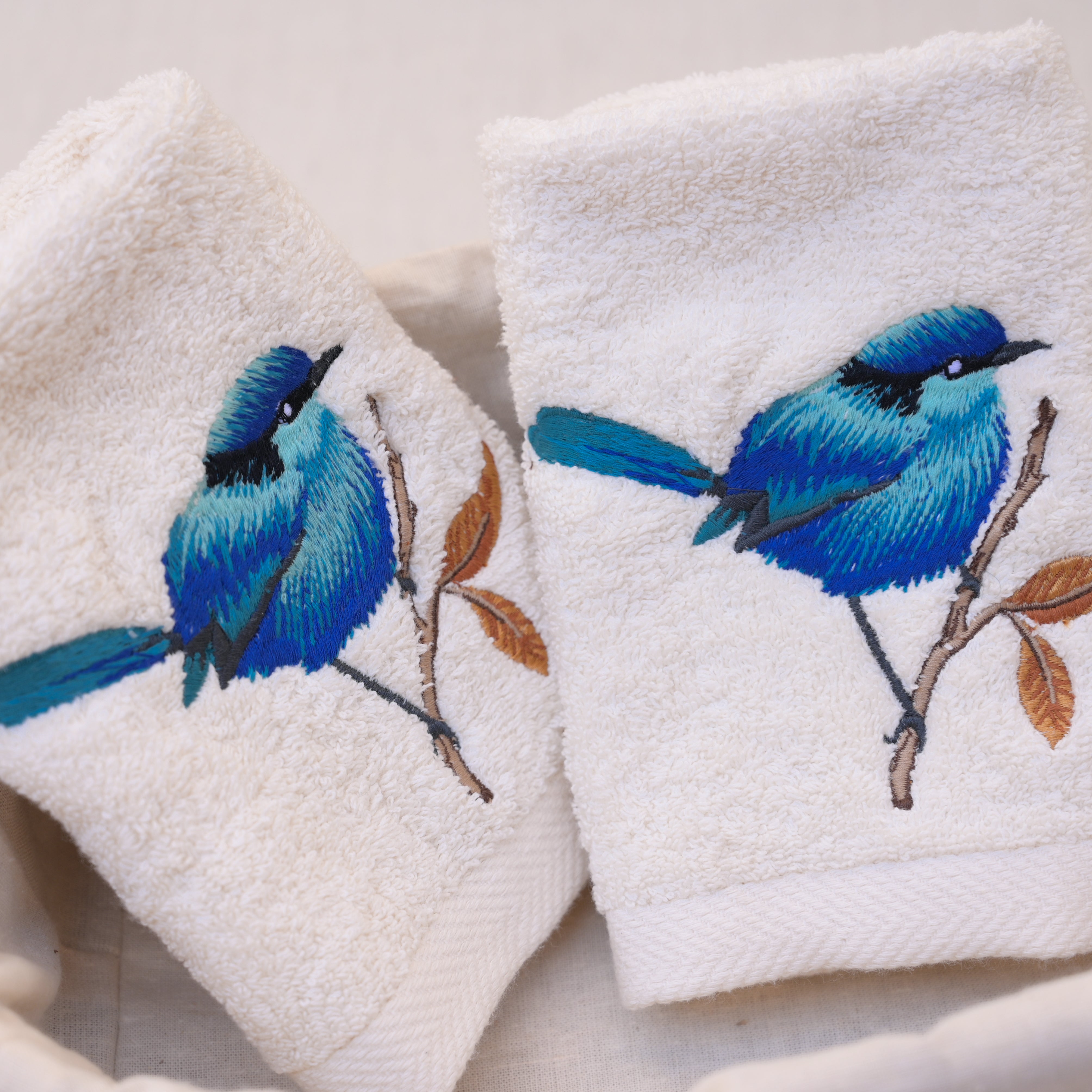 Blue Bird Guest Towel Set