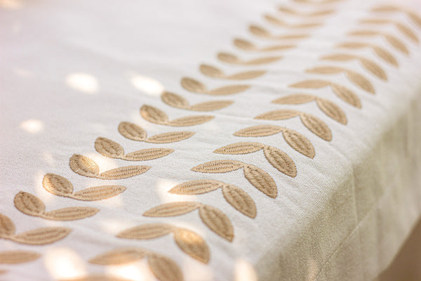 Roman Leaves Table Runner