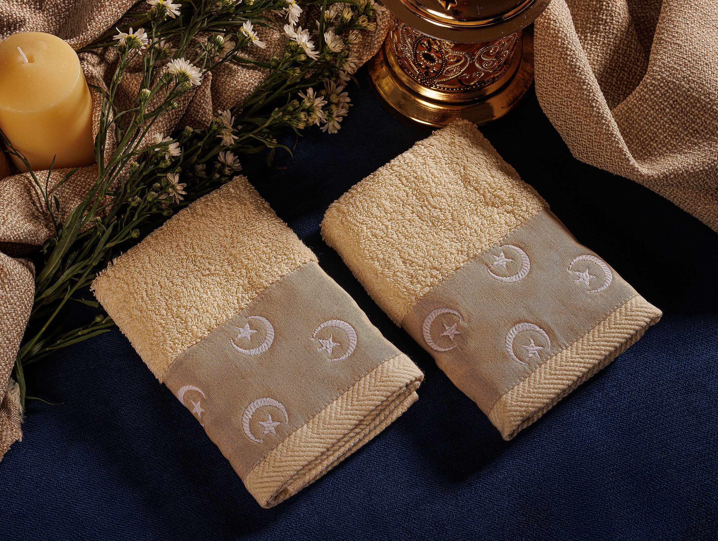 Holy Crescent Linen Guest Towel Set