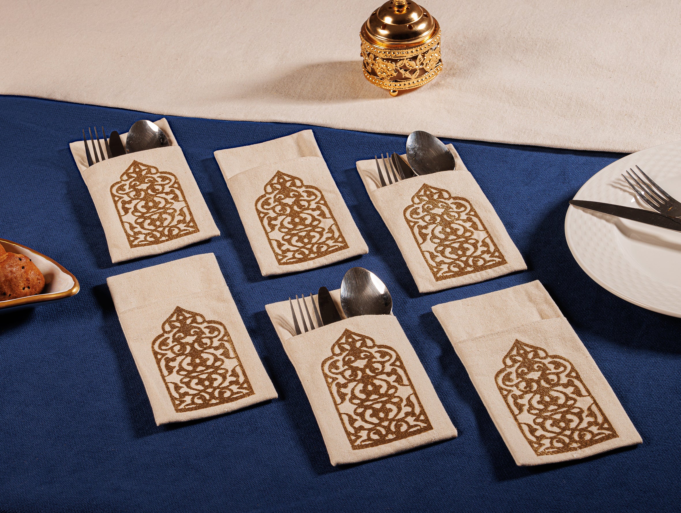 Royal Cutlery Holder Set