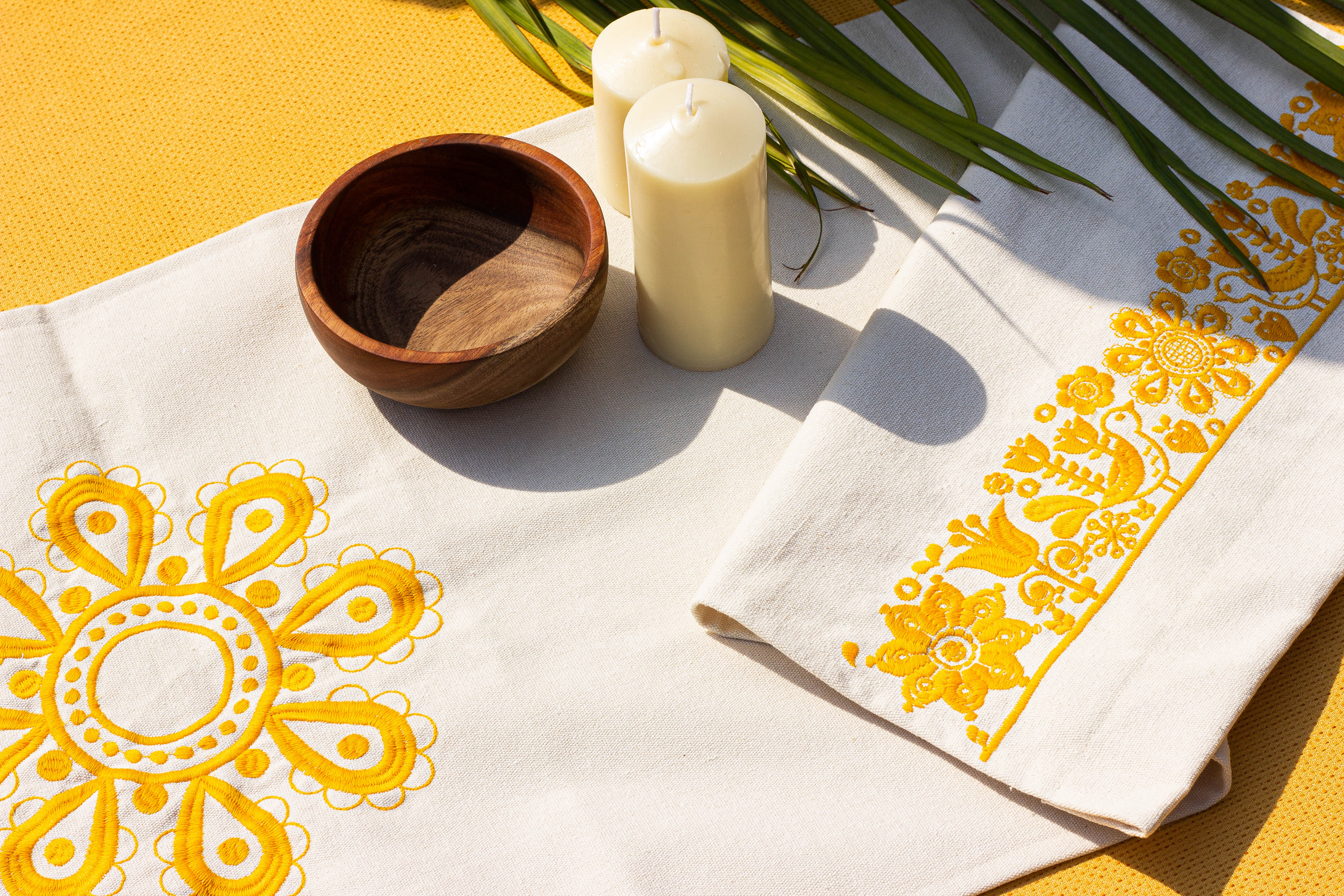Scandi Garden Table Runner