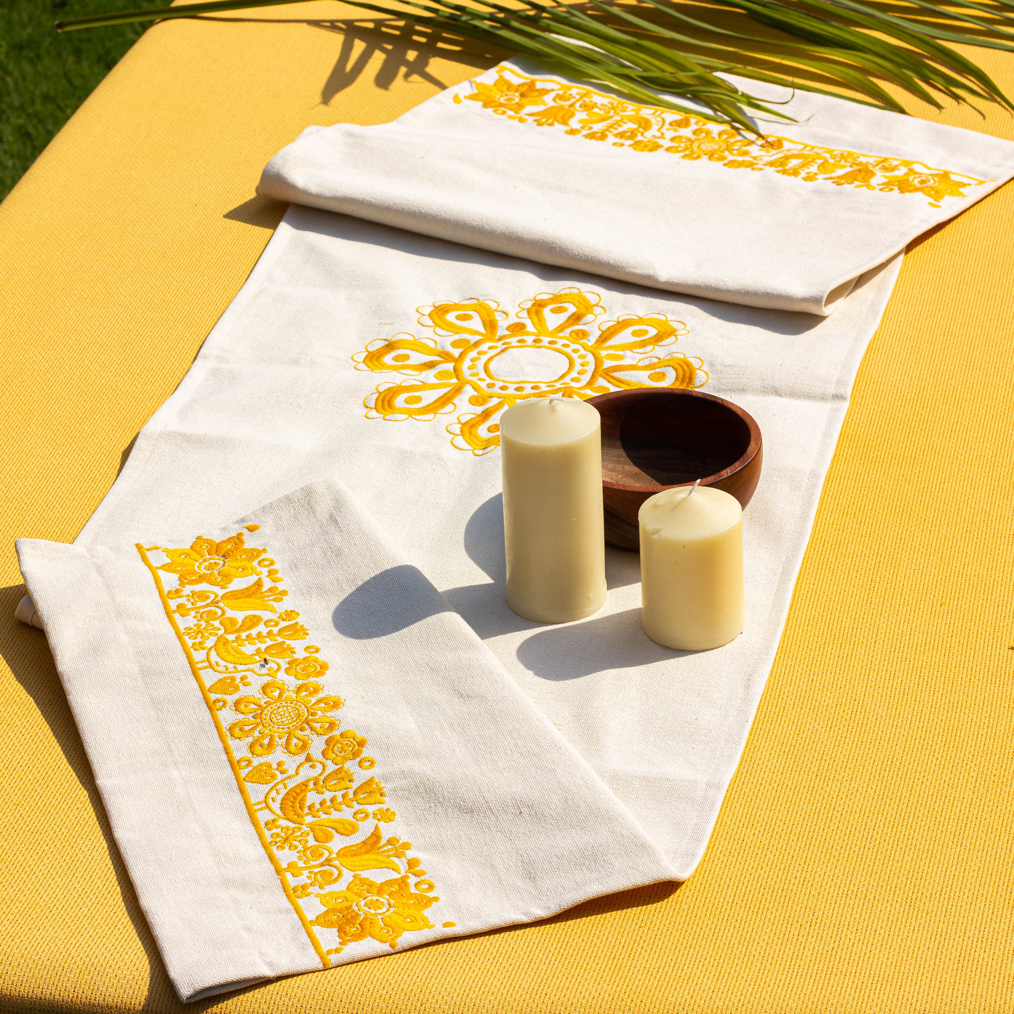 Scandi Garden Table Runner