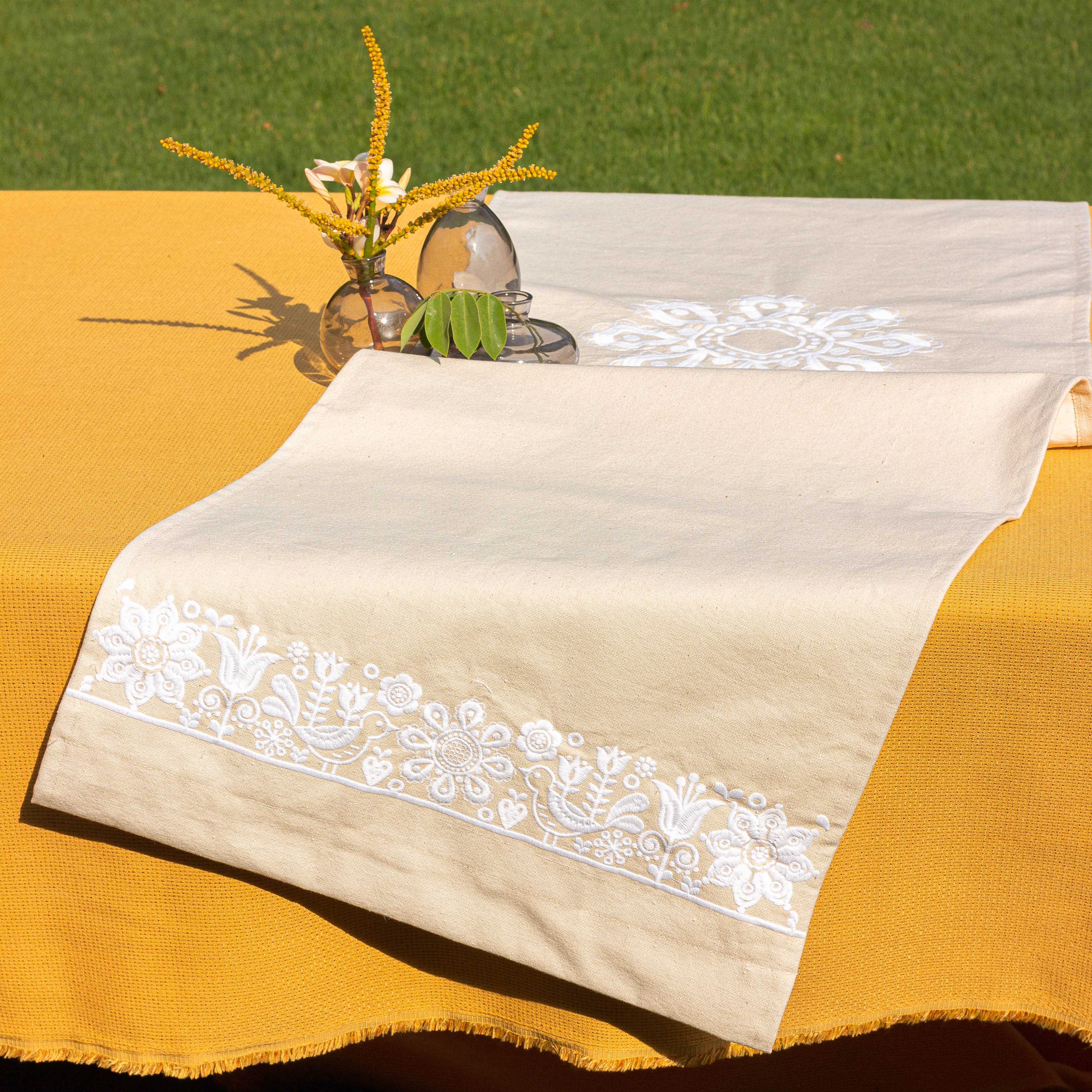Scandi Garden Table Runner