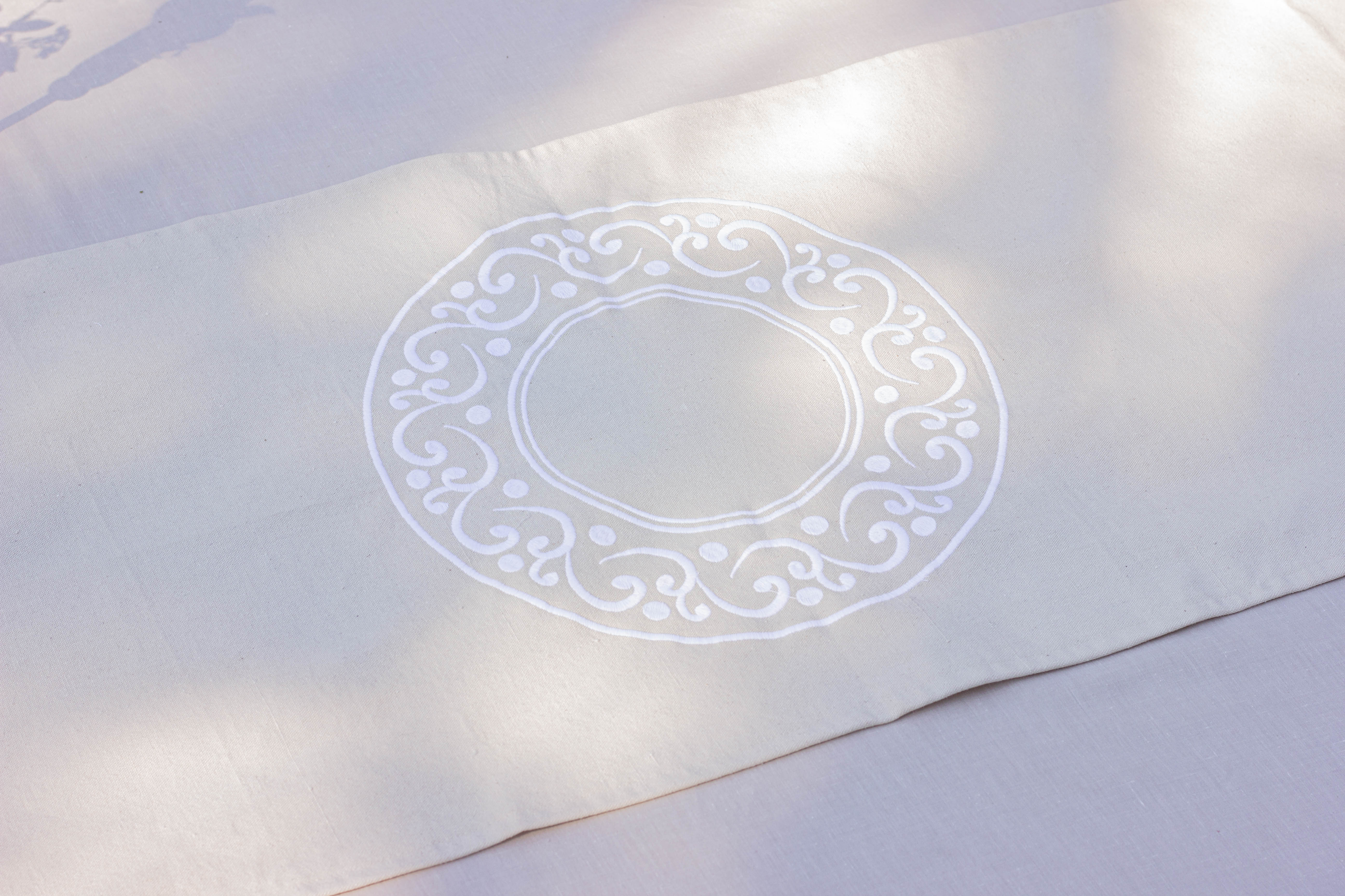 Royal Waves Table Runner